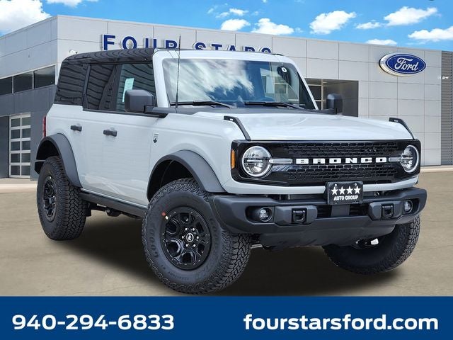 2026 Ford Bronco Big Bend in Avalanche Gray — front three-quarter view