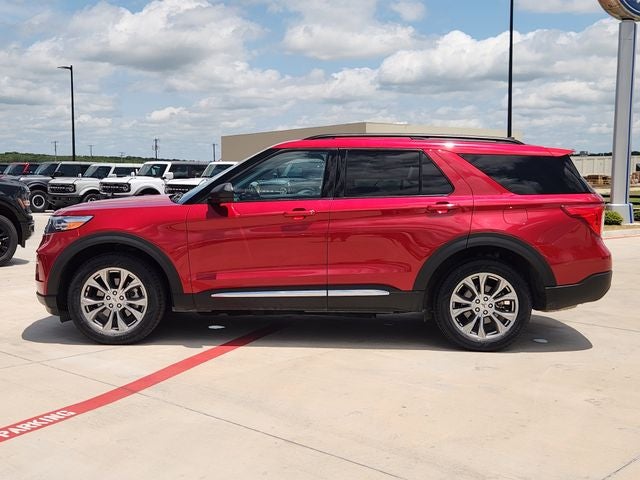 2022 Ford Explorer — detail view